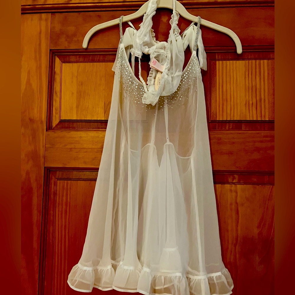 Brand New!Victoria Secret bridal nightie